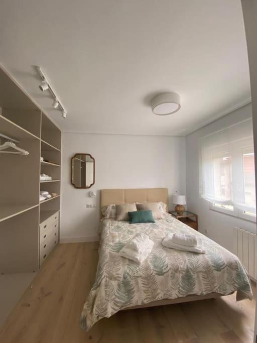 Piso Centrico Con Garaje Privado Gratis Apartment Santander Exterior foto